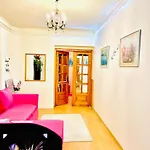 Chloe Apartment Ll